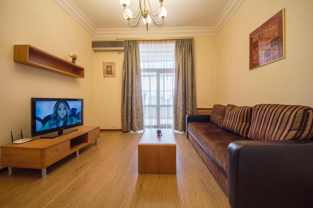 Central Apartments On Khreschatyk Kiev Extérieur photo