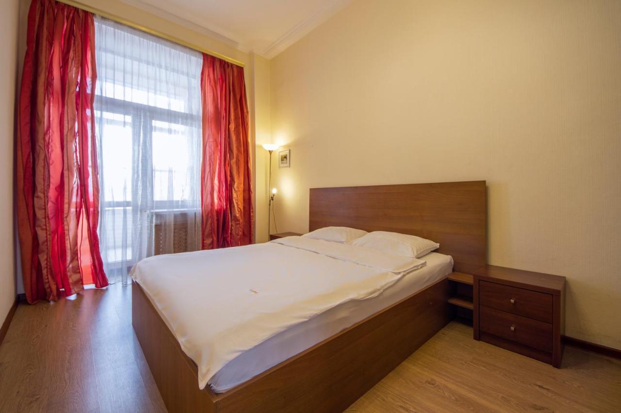Central Apartments On Khreschatyk Kiev Extérieur photo